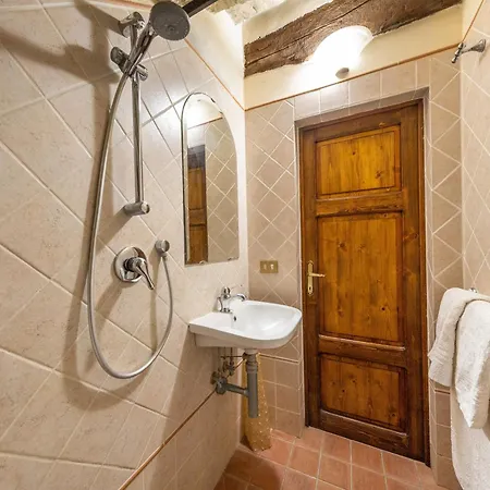 Piccola Corte Chianni